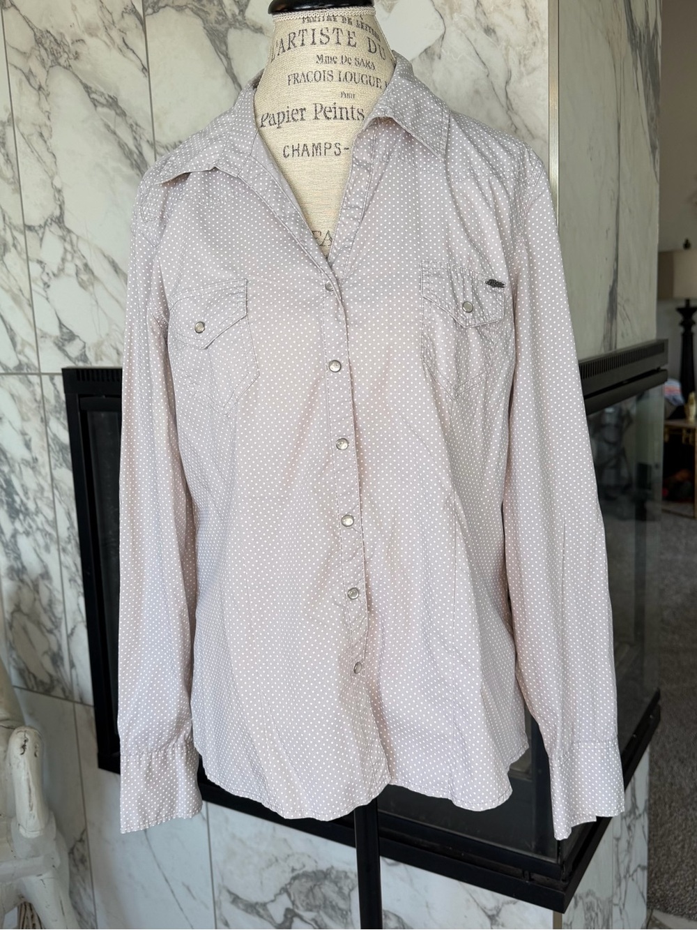 Buffalo David Bitton Women’s Trixie Buttoned Shirt Gray Polka Dots XL